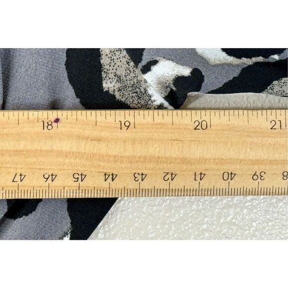 NWOT Veronica M Animal Print Wrap Long Sleeve Dress with Side Tie Women's Large - Picture 9 of 9